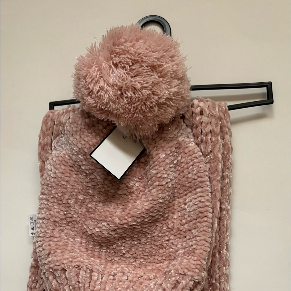 New Ultra Soft Velour Pom Pom Beanie and Infinity Scarf ~ Pale Pink ~ New w/ Tag